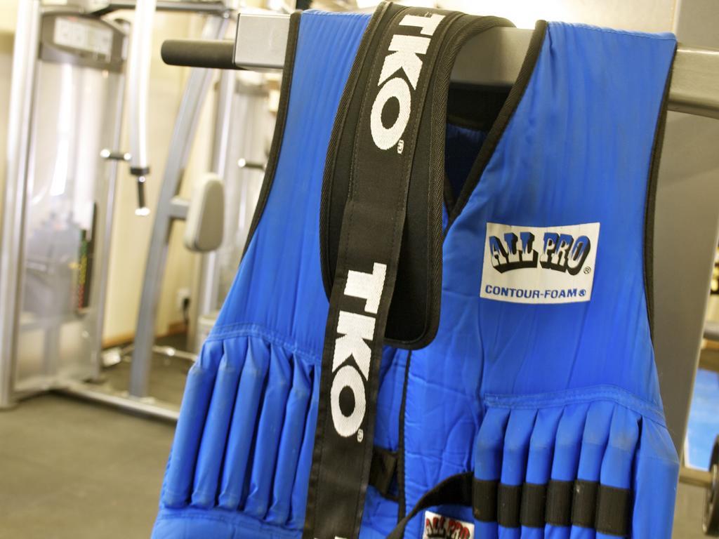 Ypc Fitness & Accomodations Invermere Room photo